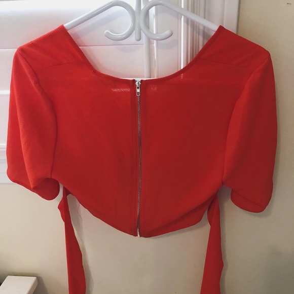 Orange Crepe Tie Crop Top - Picture 3 of 4